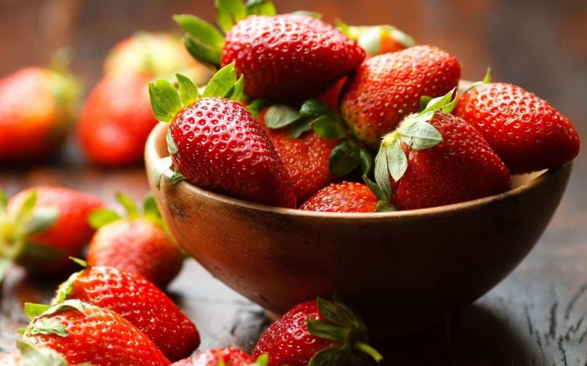 10 amazing properties of strawberries that you had no idea about