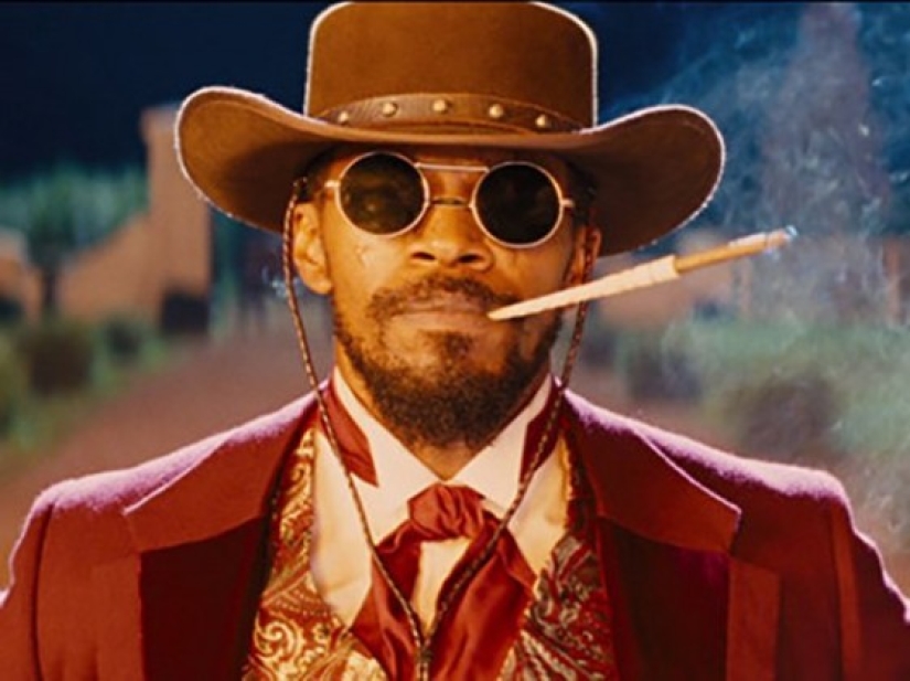 10 bloopers de películas relacionados con disfraces, accesorios y apariencia 10 bloopers de películas relacionados con disfraces, accesorios y apariencia