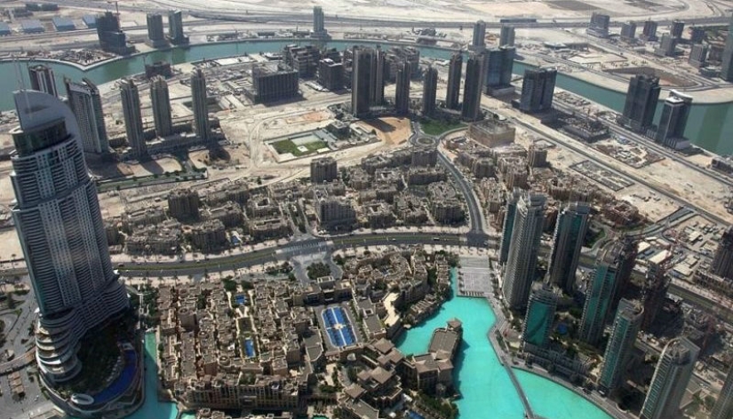 10 flights where you definitely need to take a seat at the porthole 10 flights where you definitely need to take a seat at the porthole