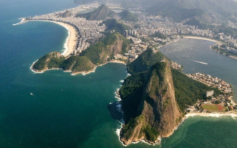 10 flights where you definitely need to take a seat at the porthole 10 flights where you definitely need to take a seat at the porthole