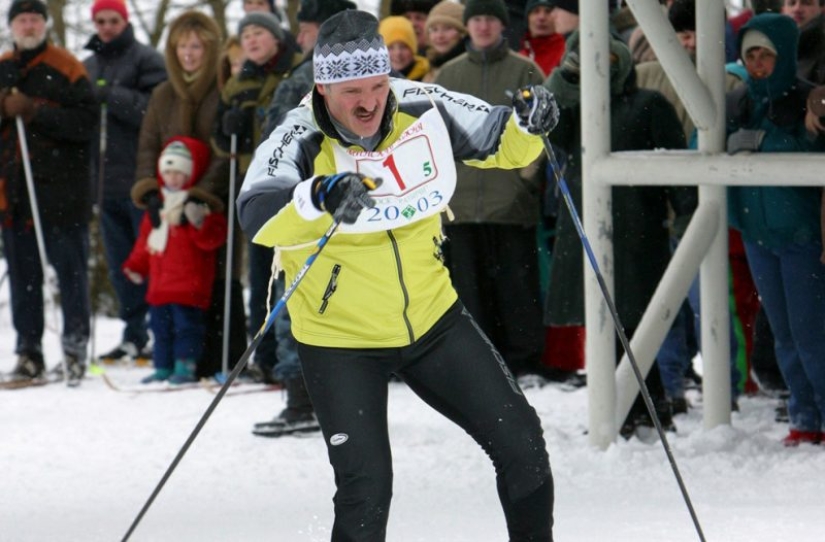 10 fotos de cómo políticos y monarcas pasan sus vacaciones 10 fotos de cómo políticos y monarcas pasan sus vacaciones