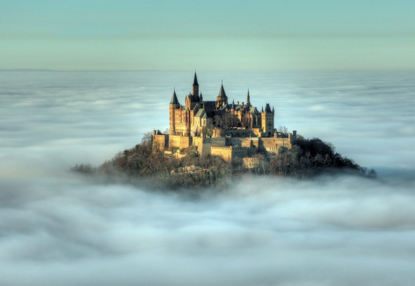10 Impressive Castles You'll Definitely Want to Live In