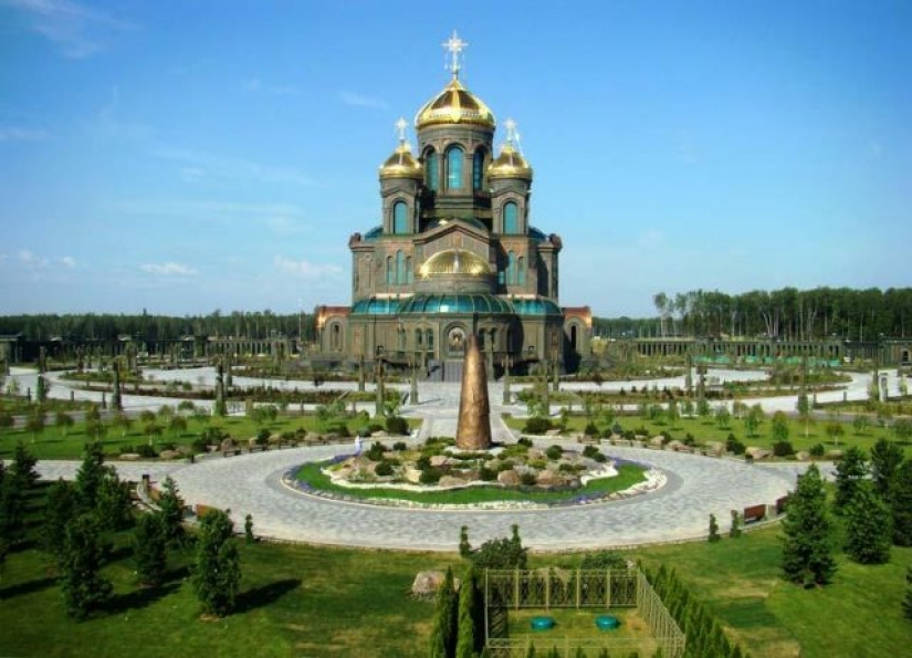 10 largest churches in Russia 10 largest churches in Russia