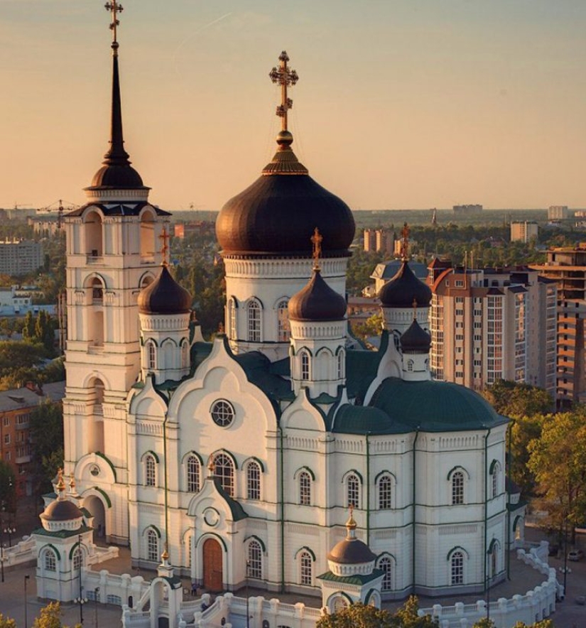 10 largest churches in Russia 10 largest churches in Russia