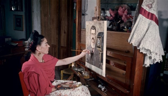 10 rare photos of Frida Kahlo in the last years of her life