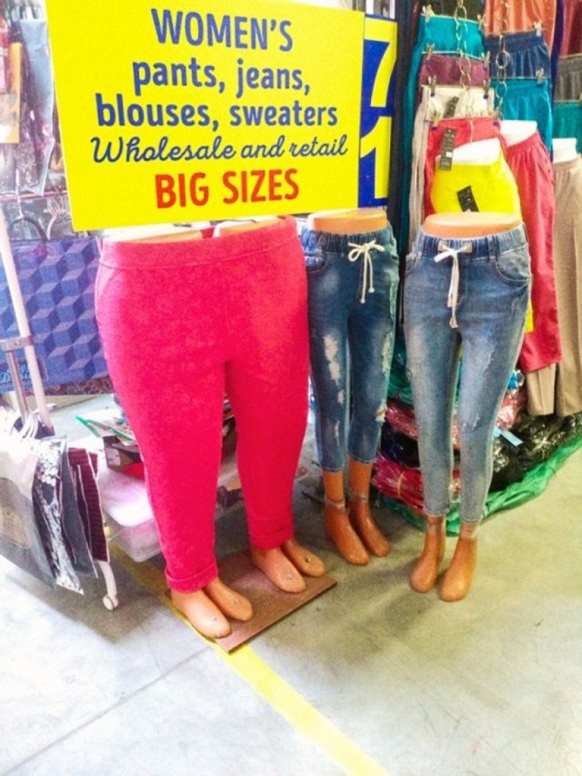 10 Stupid Mannequins You Can't Pass By 10 Stupid Mannequins You Can't Pass By