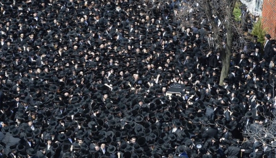100,000 Hasidic Jews took to the streets of Brooklyn