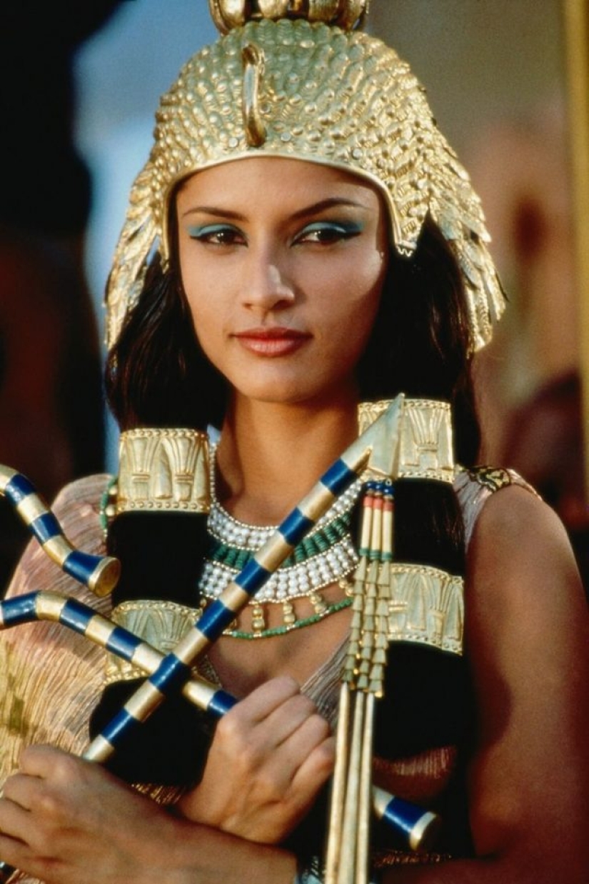 11 actresses who brought Cleopatra to life on the big screen