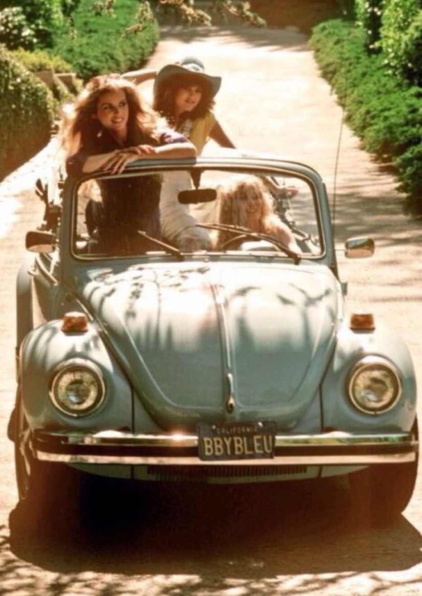 11 Astounding Photos That Prove Girls In The Last Century Were Badass