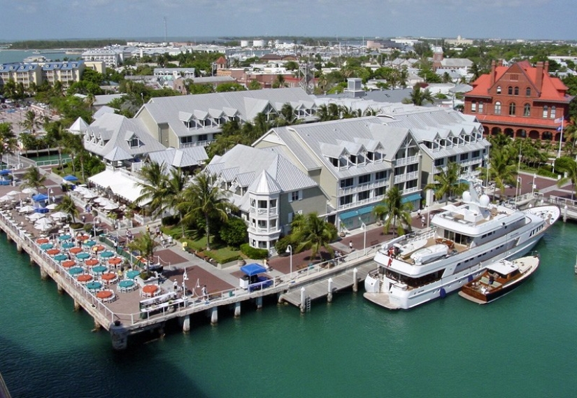 11 best islands for solo travel