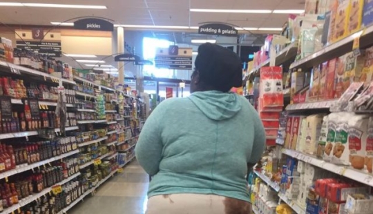 11 hysterical fashion gurus took the day off