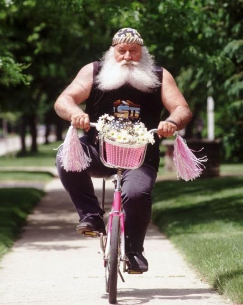 12 People Who Are Not Afraid of Seeming Too Weird