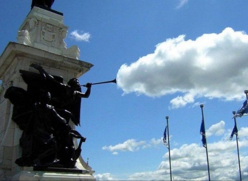 12 photos taken at the most opportune moment 12 photos taken at the most opportune moment