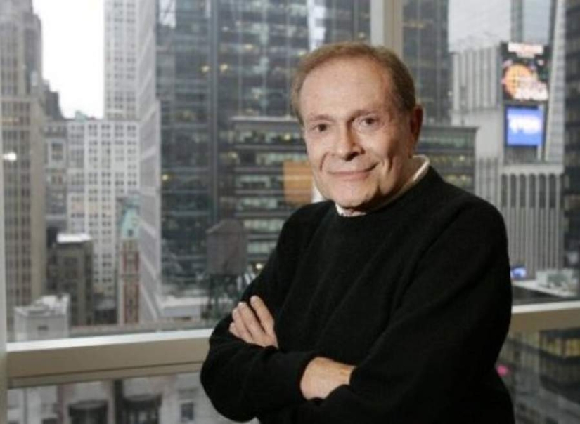 12 stars who have publicly admitted that they live with HIV