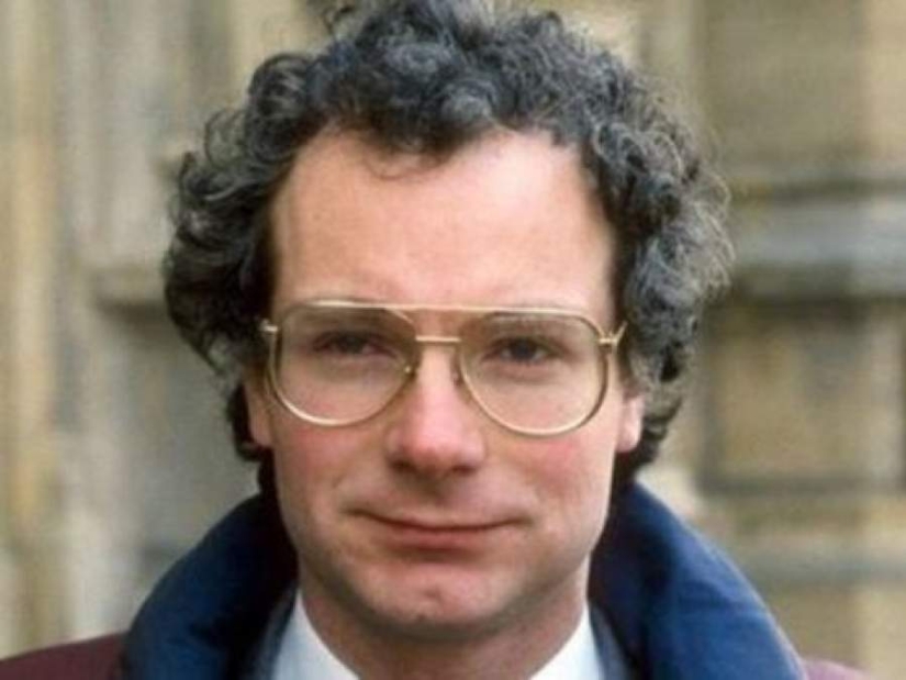 12 stars who have publicly admitted that they live with HIV