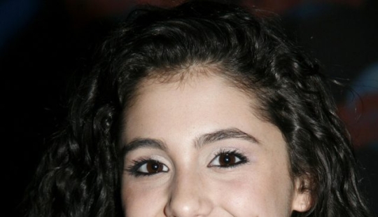 13 Archival Photos of Celebrities Even Their Hardest Fans Probably Haven't Seen