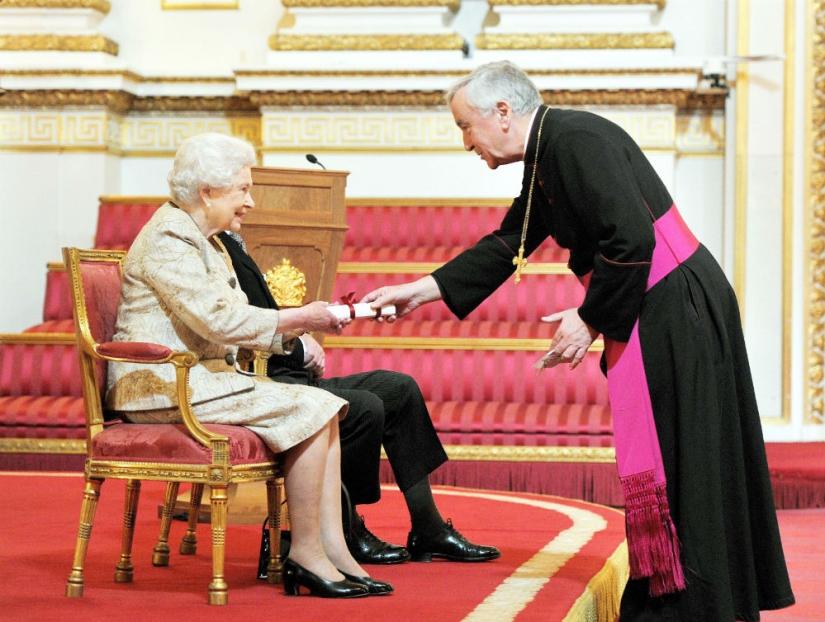 13 rules of the British crown that even the queen cannot break