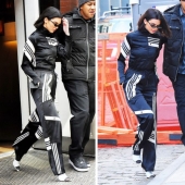 14 Celebrity Outfits That Take Us Back To The 90s Like A Time Machine