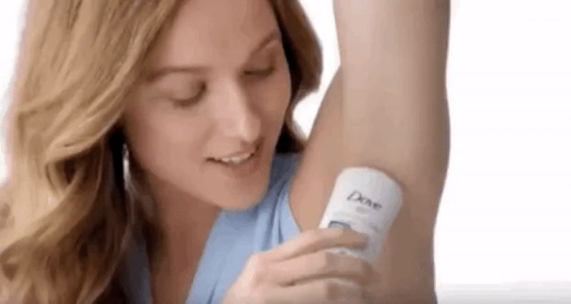 14 pointless things that women are forced to do in advertising 14 pointless things that women are forced to do in advertising