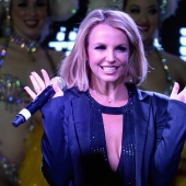 15 celebrities who got caught stealing