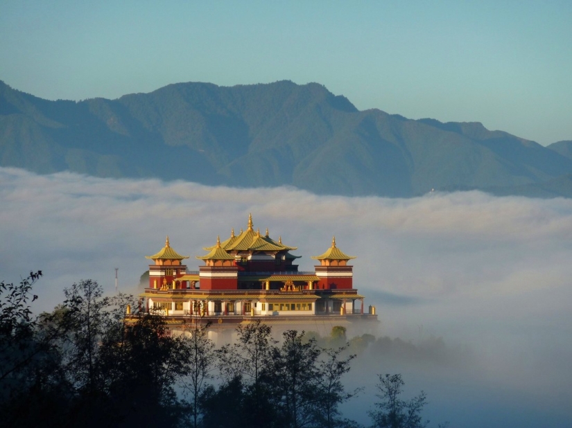 15 paradisiacal countries where it is cheaper to live than at home