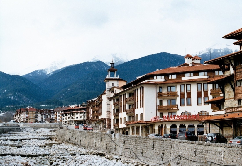 15 paradisiacal countries where it is cheaper to live than at home