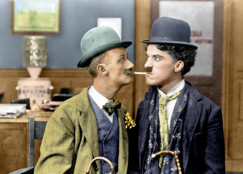 15 raras fotografías coloreadas de Charlie Chaplin tomadas en las décadas de 1910 y 1930 15 raras fotografías coloreadas de Charlie Chaplin tomadas en las décadas de 1910 y 1930