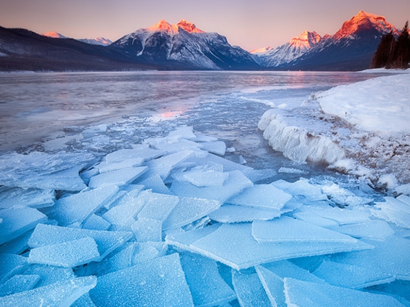 16 Frozen Ponds That Look Like Fine Art