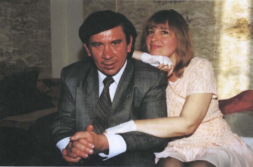 "17 camiones KAMAZ con dinero en efectivo fueron sacados en secreto durante el arresto": 10 hechos sobre MMM "17 camiones KAMAZ con dinero en efectivo fueron sacados en secreto durante el arresto": 10 hechos sobre MMM