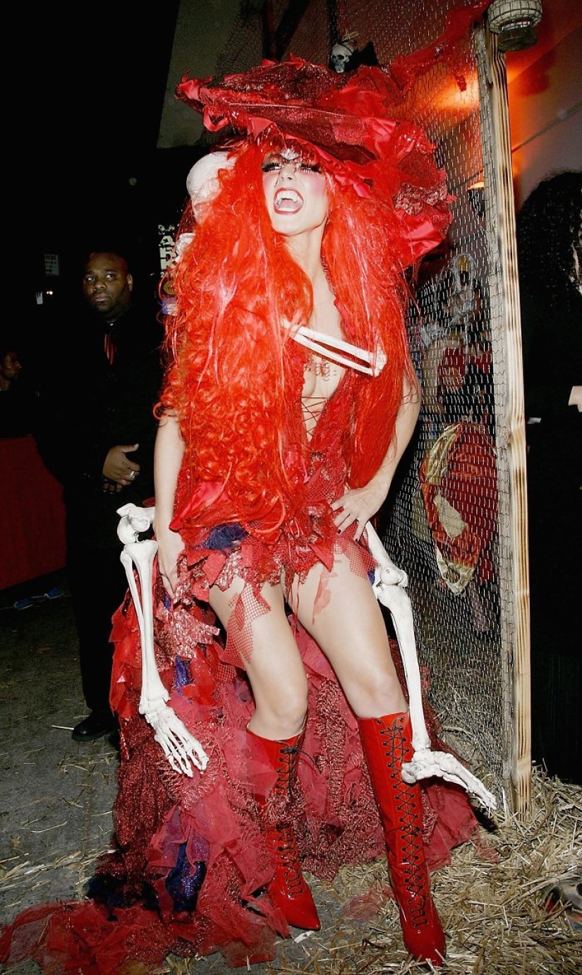 18 proofs that Heidi Klum is the queen of Halloween