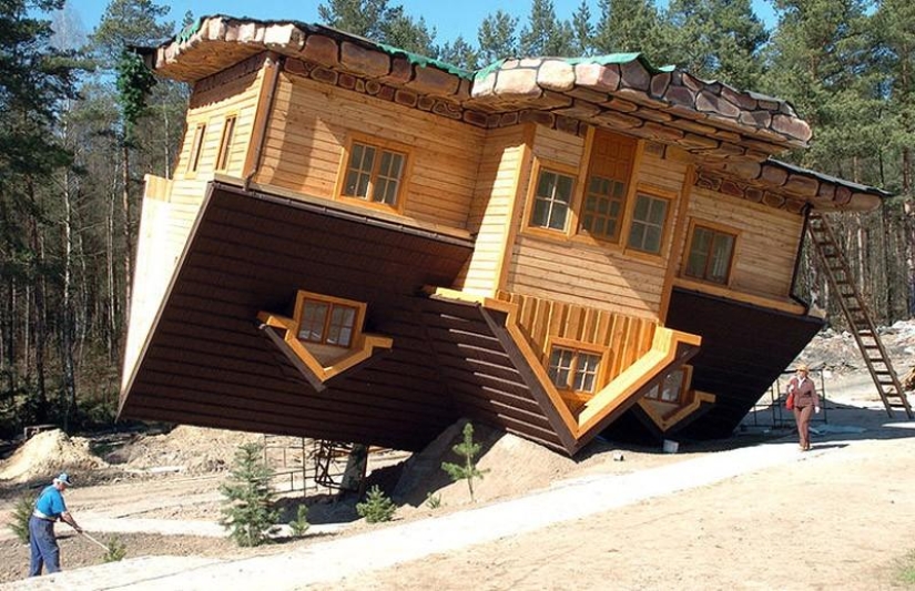 18 stunning and frightening houses