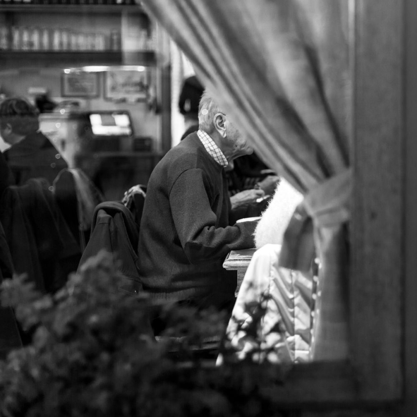 20 best works from the LensCulture 2018 Street Photography Contest