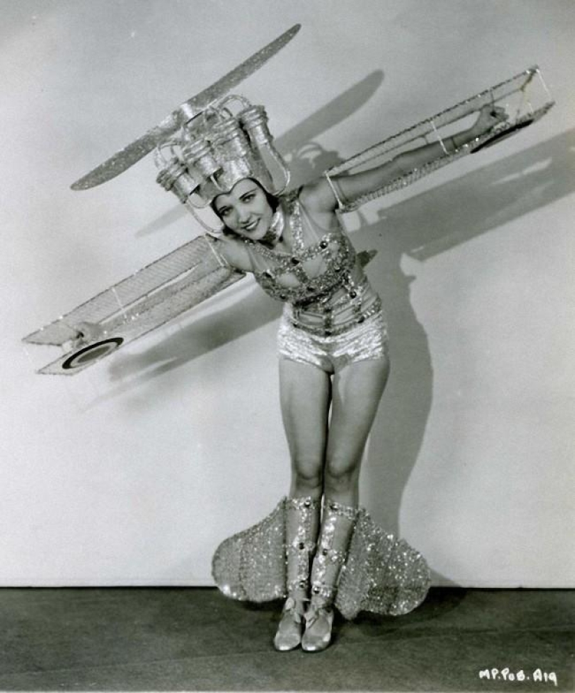 20 disfraces de Halloween extraños y ridículos de fotos antiguas 20 disfraces de Halloween extraños y ridículos de fotos antiguas