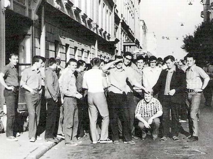 20 fotos nostálgicas sobre lo que vestía la juventud soviética 20 fotos nostálgicas sobre lo que vestía la juventud soviética