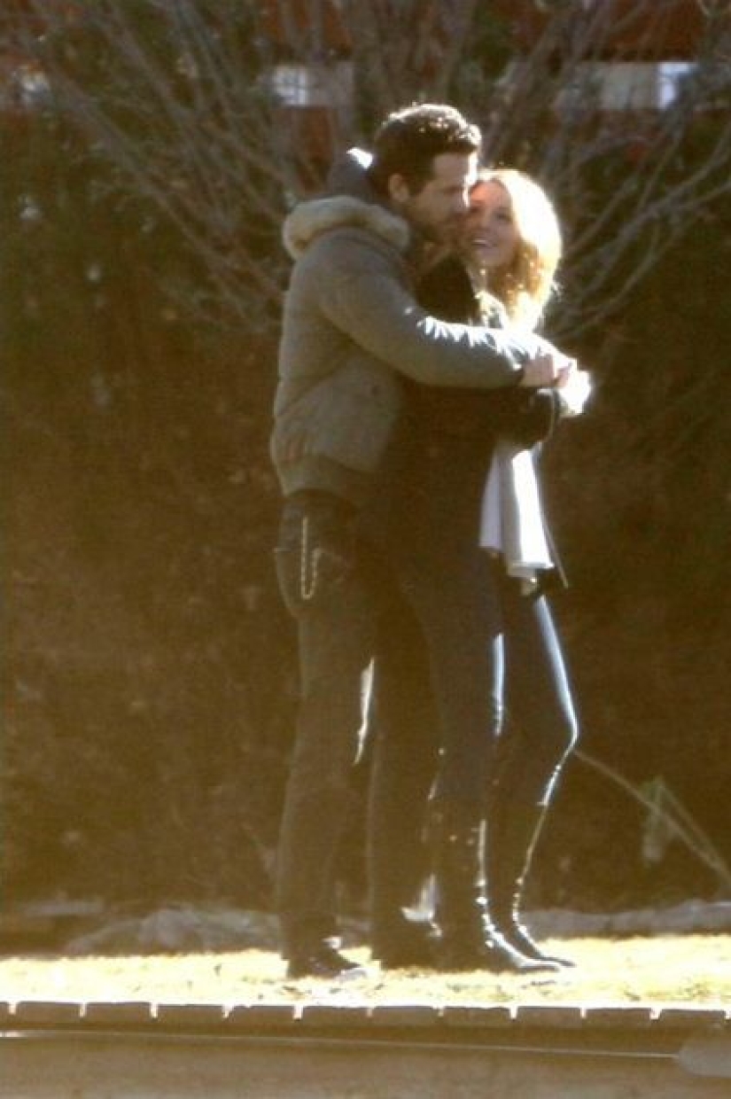 20+ frames that prove that Ryan Reynolds and Blake Lively are the best couple in the world