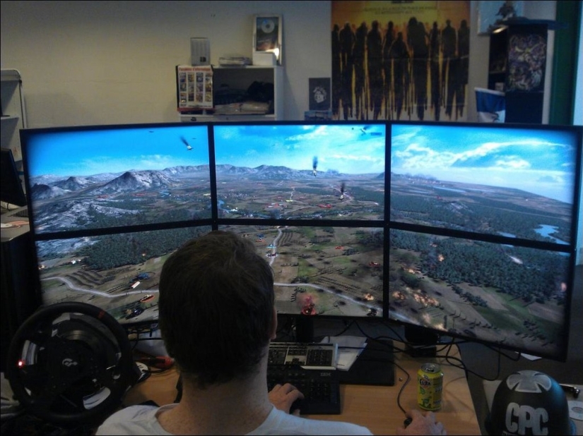 20 "male caves" of real technomaniacs