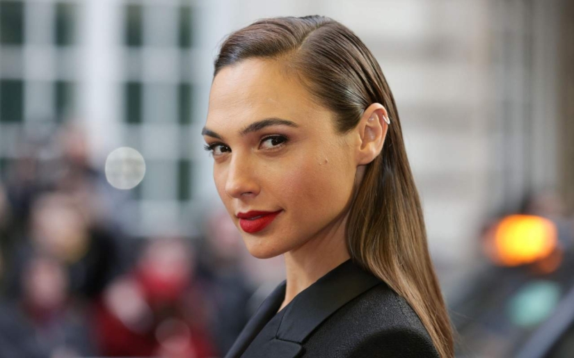 20 reasons to love "wonder woman" Gal Gadot