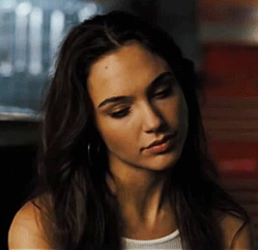 20 reasons to love "wonder woman" Gal Gadot