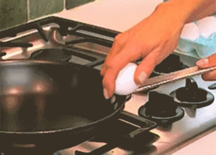 21 el gif más ridículo sobre personas ineptas de la "tienda en el sofá"