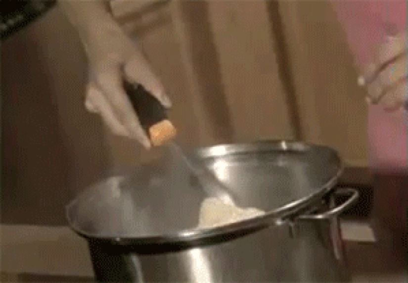 21 the most ridiculous gif about inept people from the "shop on the couch" advertisement