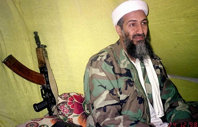 22 images from the life of Osama bin Laden and his family