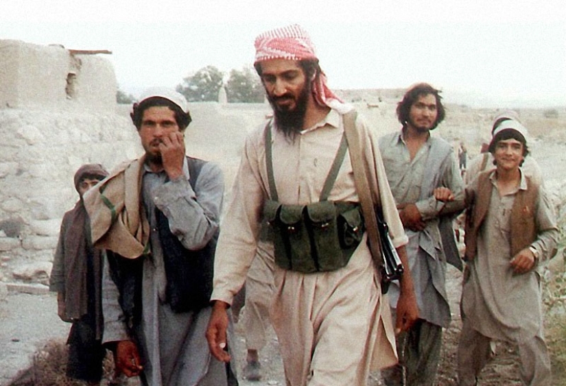 22 images from the life of Osama bin Laden and his family
