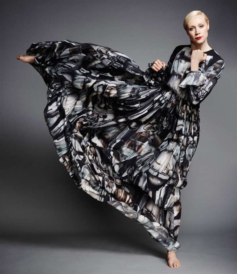 22 photos of Brienne of Tarth without armor, from which your jaw will drop 22 photos of Brienne of Tarth without armor, from which your jaw will drop