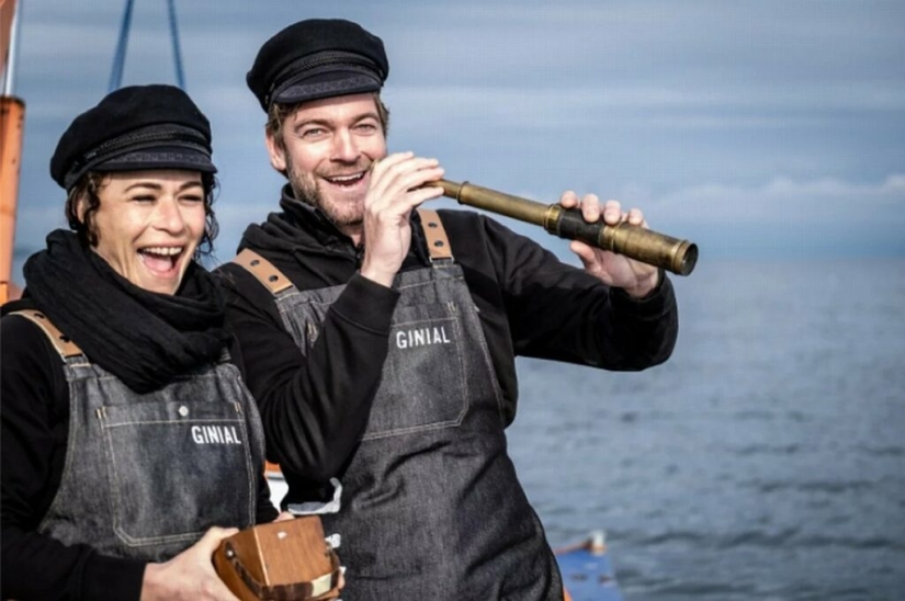 230 liters of gin were stolen from the bottom of a lake in Switzerland