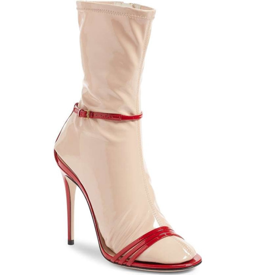 24 absolutely ridiculous items of clothing that money can only buy 24 absolutely ridiculous items of clothing that money can only buy