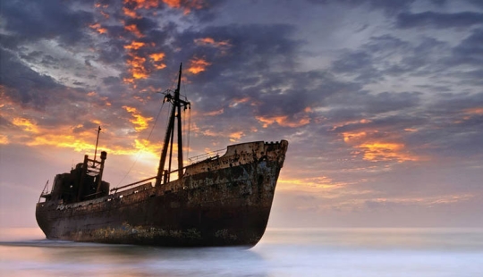 25 abandoned ships from around the world