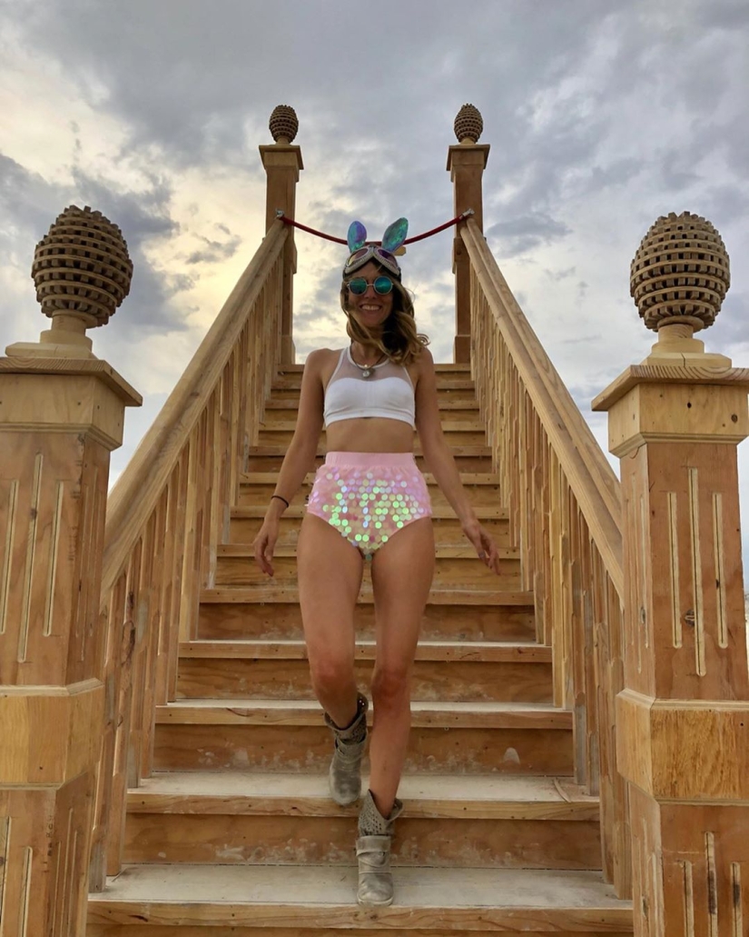 35 fotos de chicas calientes del festival Burning Man igualmente caliente-2019 35 fotos de chicas calientes del festival Burning Man igualmente caliente-2019