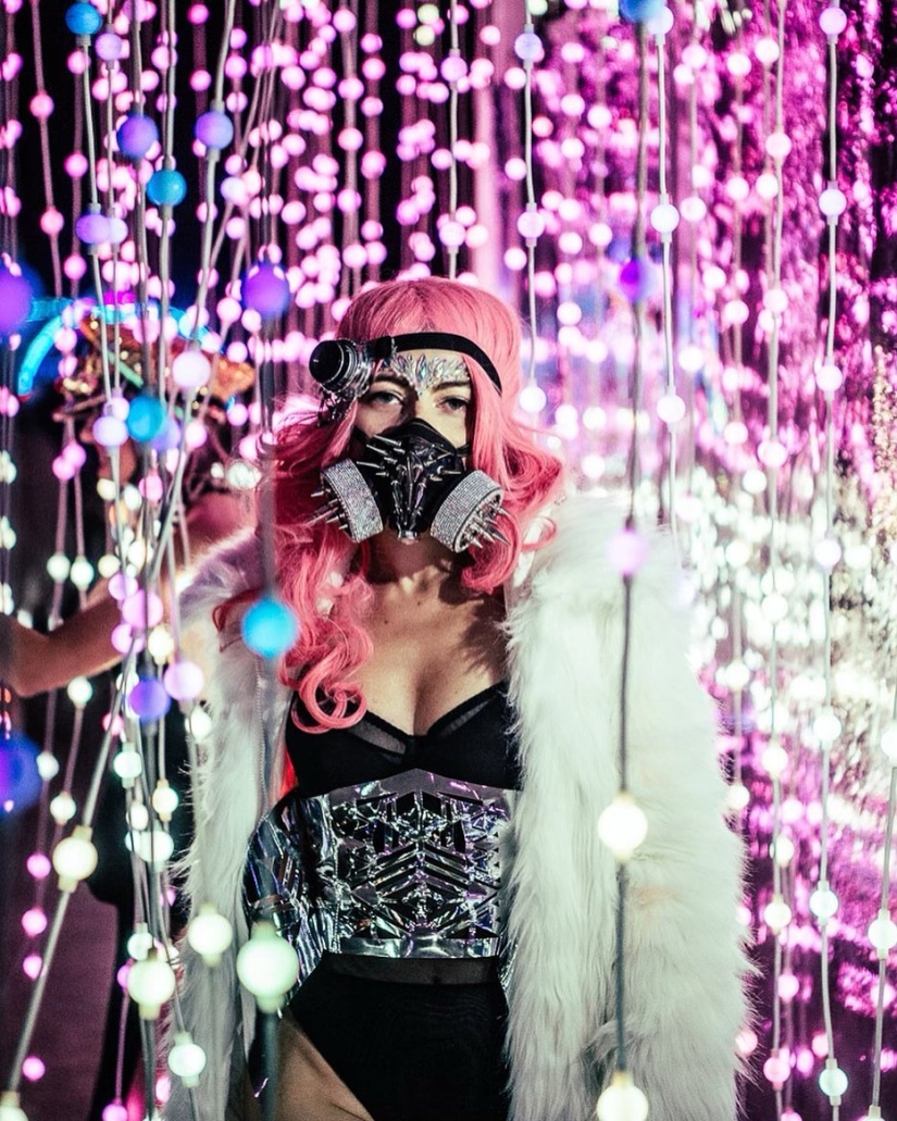 35 fotos de chicas calientes del festival Burning Man igualmente caliente-2019 35 fotos de chicas calientes del festival Burning Man igualmente caliente-2019