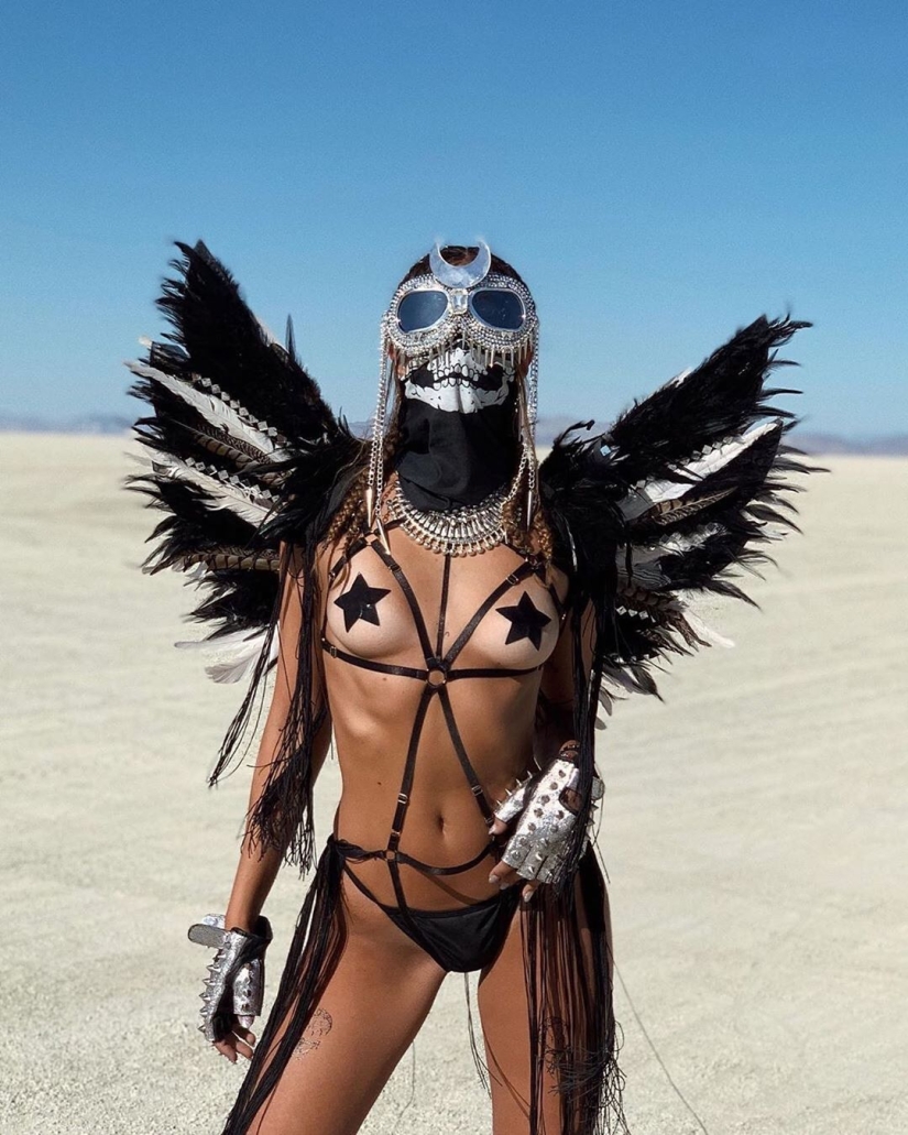 35 fotos de chicas calientes del festival Burning Man igualmente caliente-2019 35 fotos de chicas calientes del festival Burning Man igualmente caliente-2019
