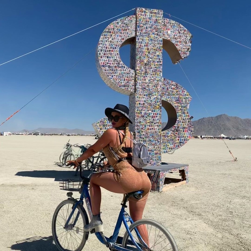 35 photos of hot girls from the equally hot Burning Man festival-2019 35 photos of hot girls from the equally hot Burning Man festival-2019